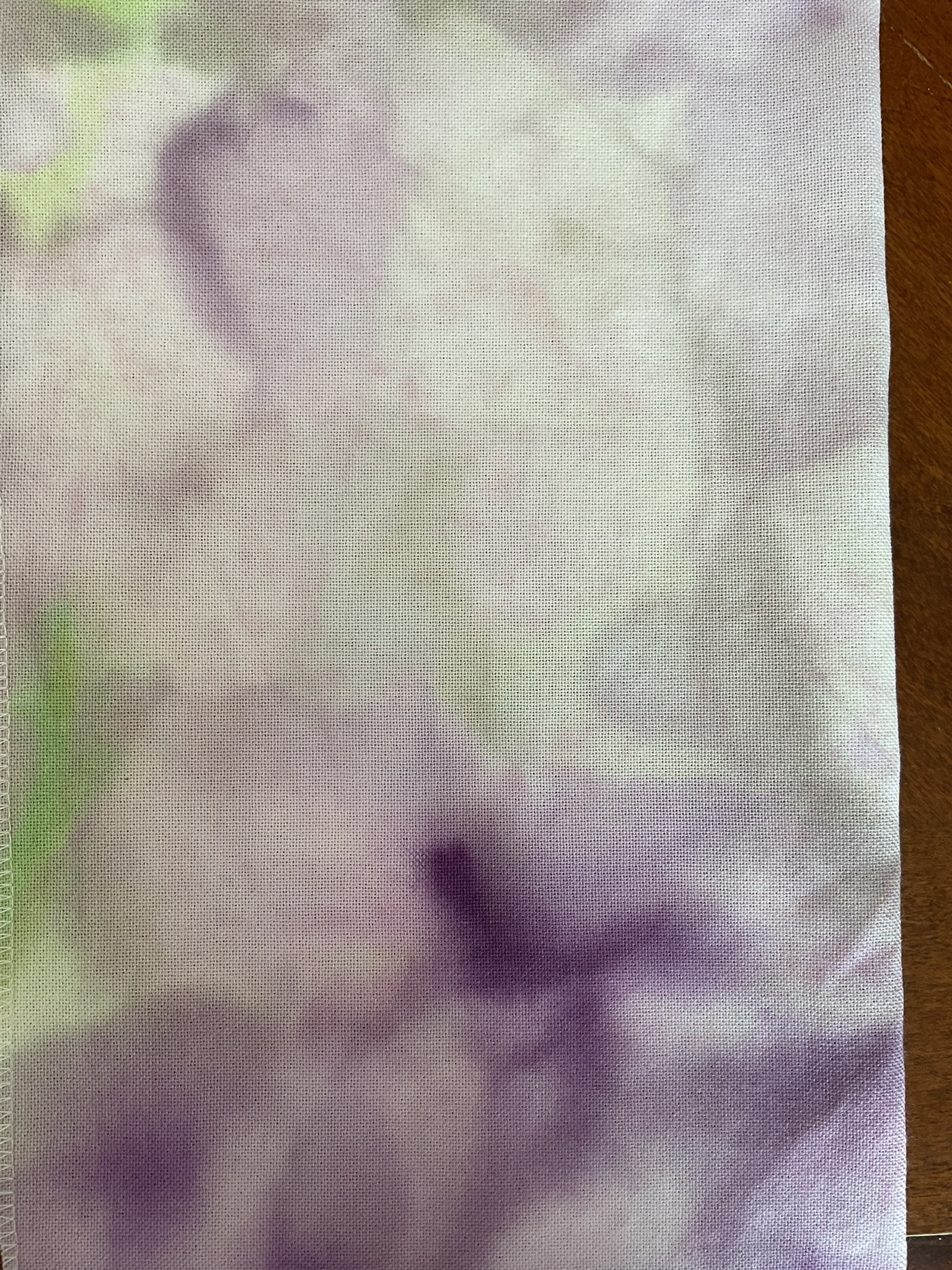 32ct Lugana — A cloud look of purples